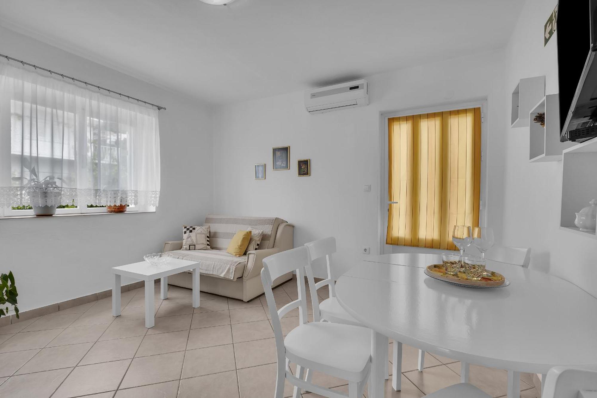Apartment And Rooms Mila Makarska Exterior photo